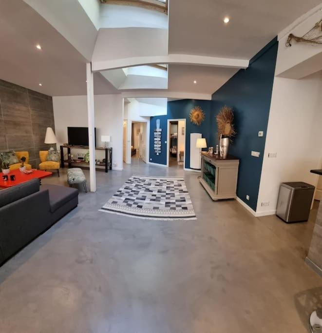 Dinard : Loft De 175 M² - A 150 M De La Plage エクステリア 写真